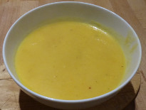 karotten_sellerie_suppe_klein_001.jpg