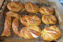 laugenbrezel_klein_001.jpg